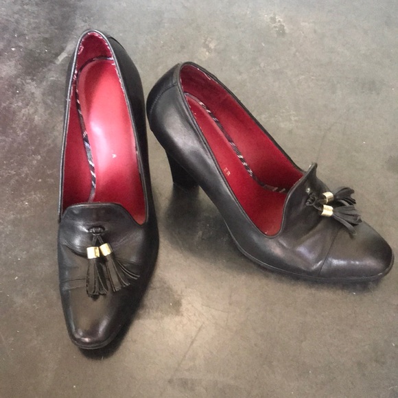 Tommy Hilfiger heels 👠 - Picture 2 of 3